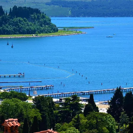 Ostanek 2 Appartement