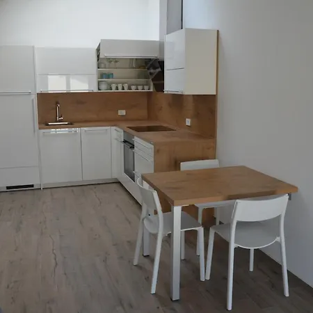 Ostanek 2 Appartement