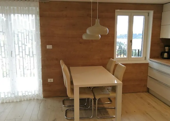 Ostanek 2 * Portorož